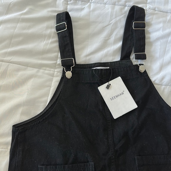 [NEW] Pocket Detail Pinafore - Picture 2 of 3